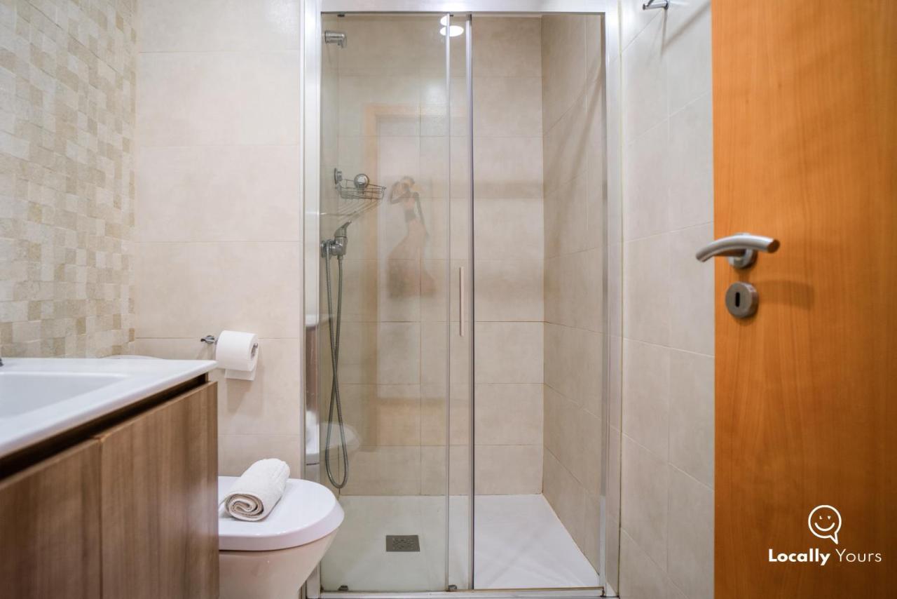 Locally Yours Oporto Apartments Bagian luar foto